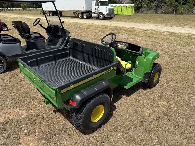 john-deere-gator-image-5