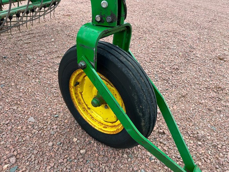 john-deere-662-image-10