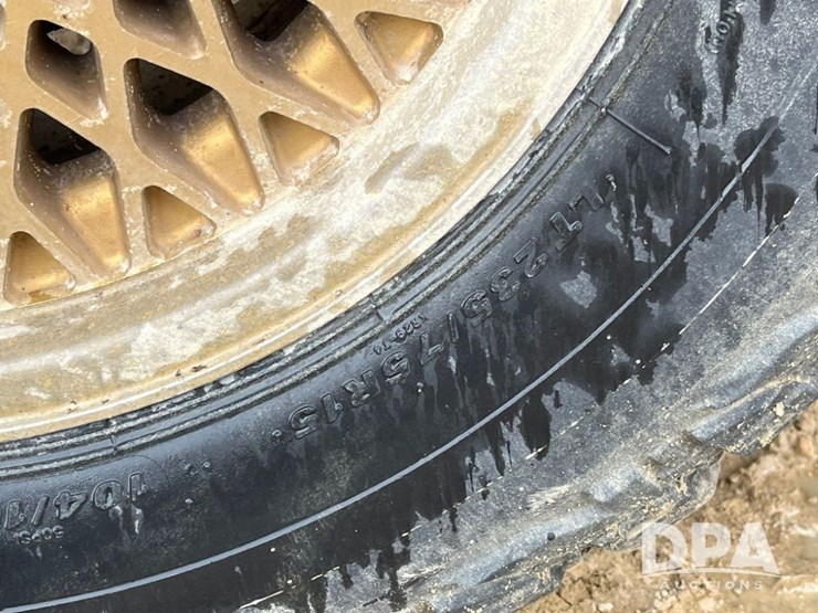 1990-jeep-cherokee-limited-image-24