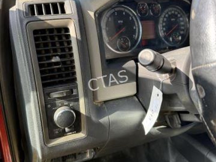 2012-dodge-ram-2500-image-24