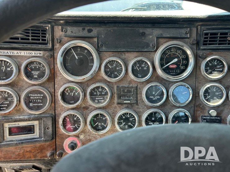 1998-peterbilt-378-image-50