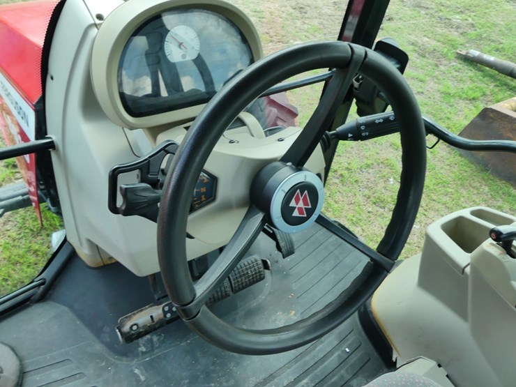 2013-massey-ferguson-5610-image-14