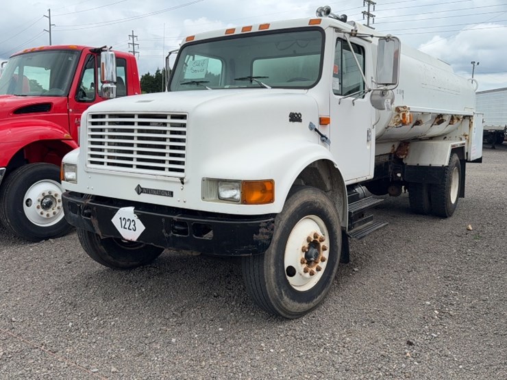 1998-international-4900-image-1