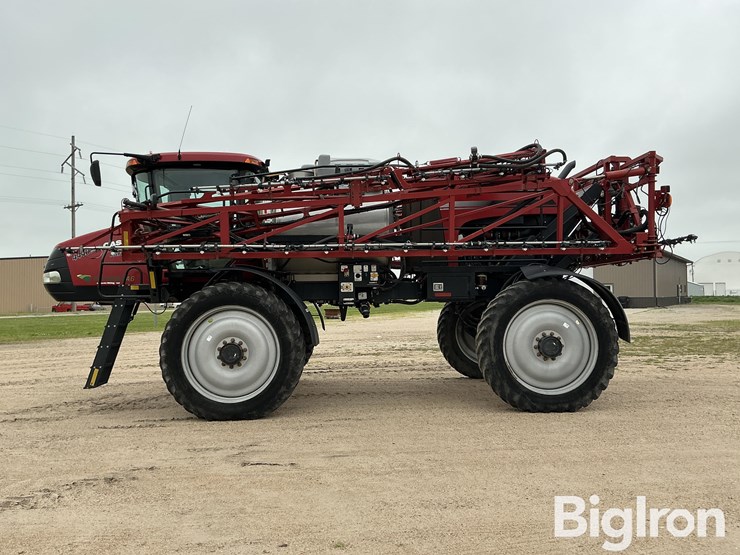 2016-case-ih-patriot-4440-image-8