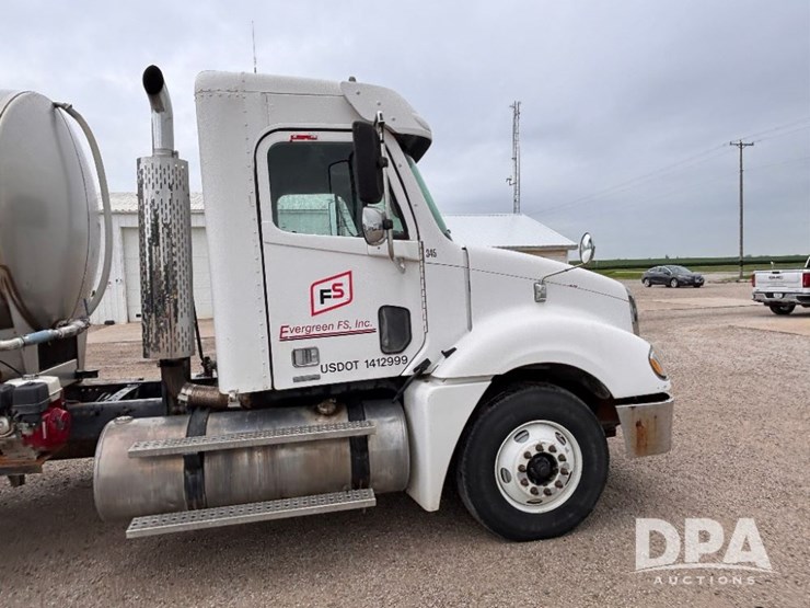 2006-freightliner-columbia-truck-(gp11007,-unit-345)-image-6