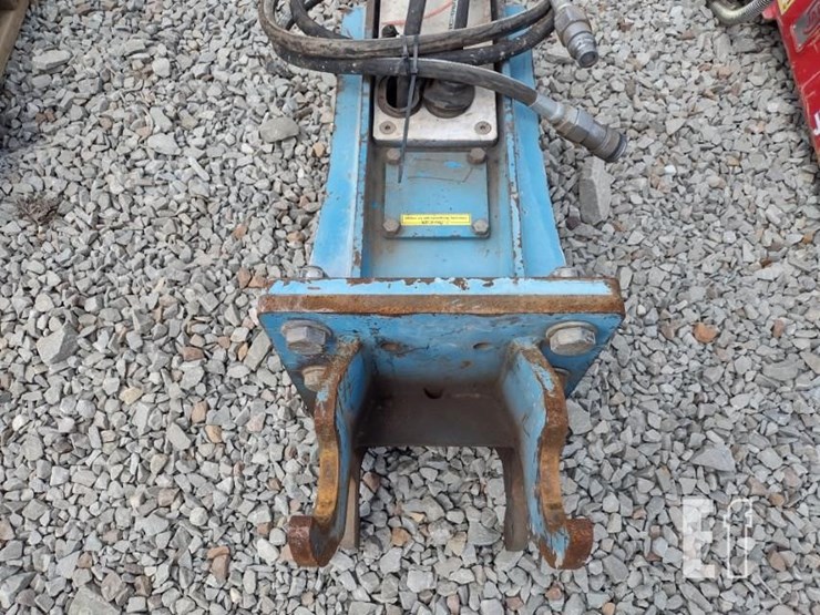 okada-orv550h-hyd-breaker-image-4