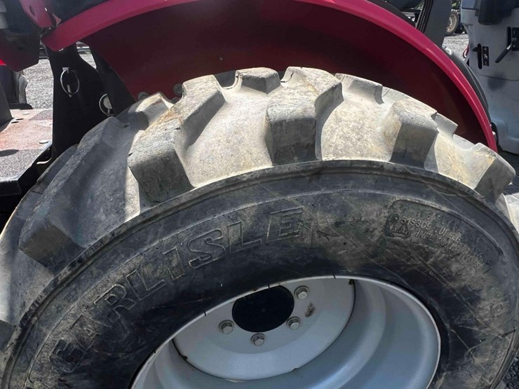 2017-mahindra-max26xl-tractor-image-8