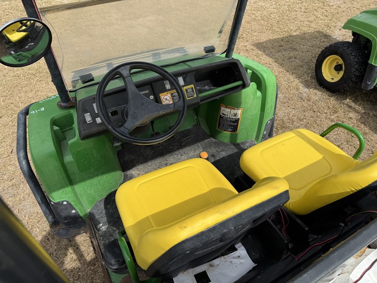 john-deere-gator-image-8