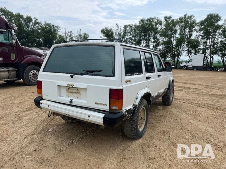 1990-jeep-cherokee-limited-image-12