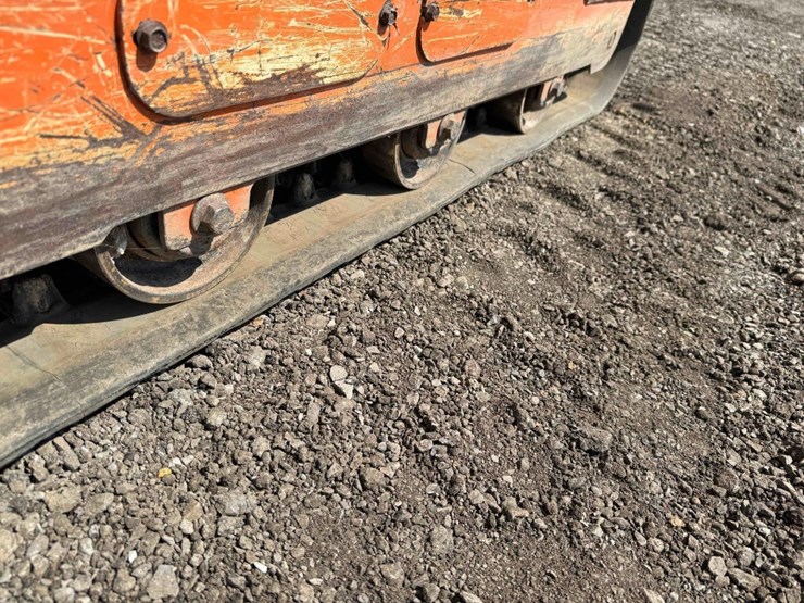2019-gehl-rt105-image-23