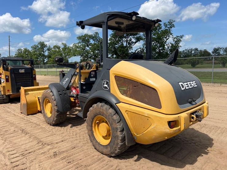 2018-deere-204l-image-2