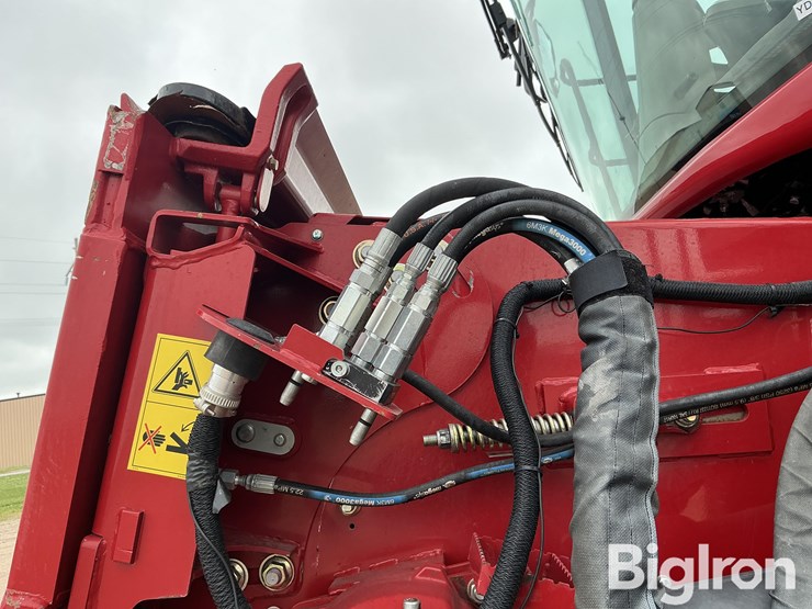 2013-case-ih-7230-image-16