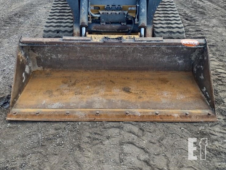 2020-deere-333g-image-16