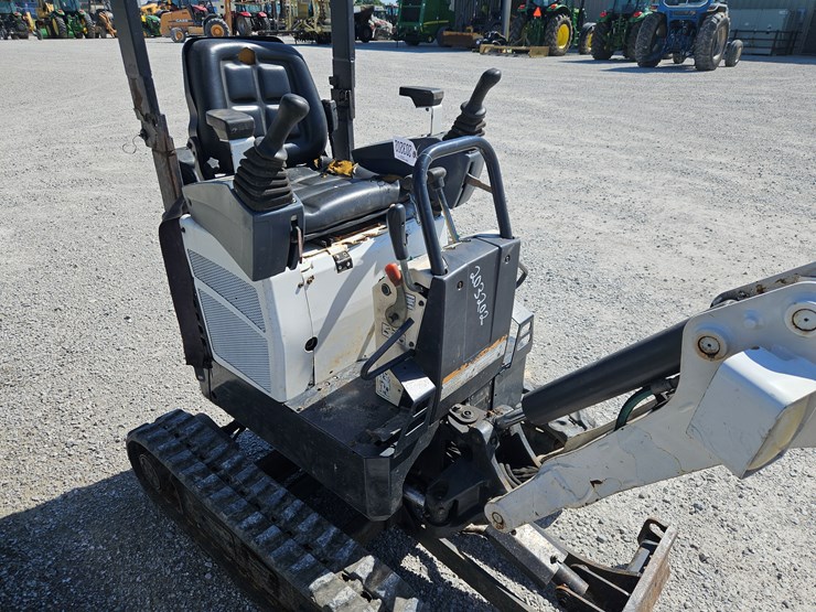 2015-bobcat-418-image-17