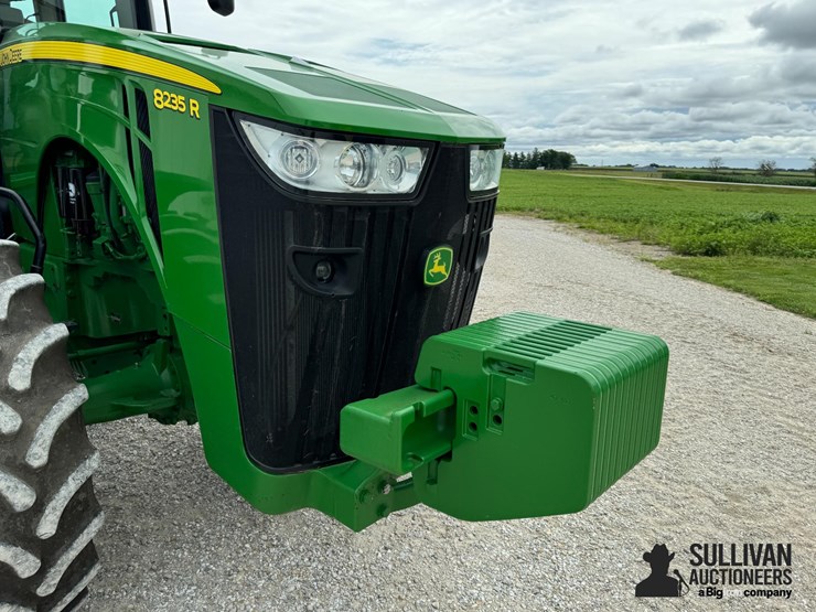 2011-john-deere-8235r-image-8