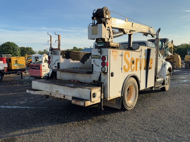 2008-ford-f750-image-10
