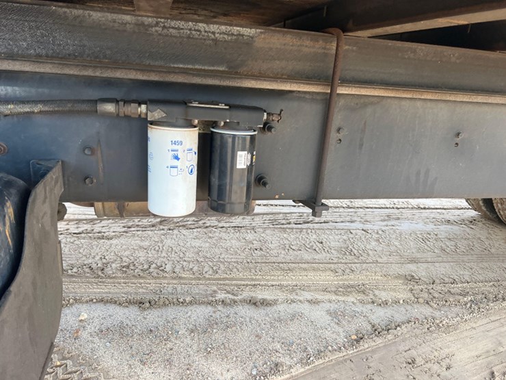 2012-ford-f650-image-16
