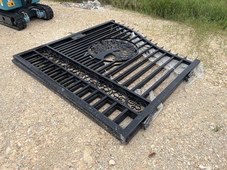 14ft-bi-parting-gate-image-2