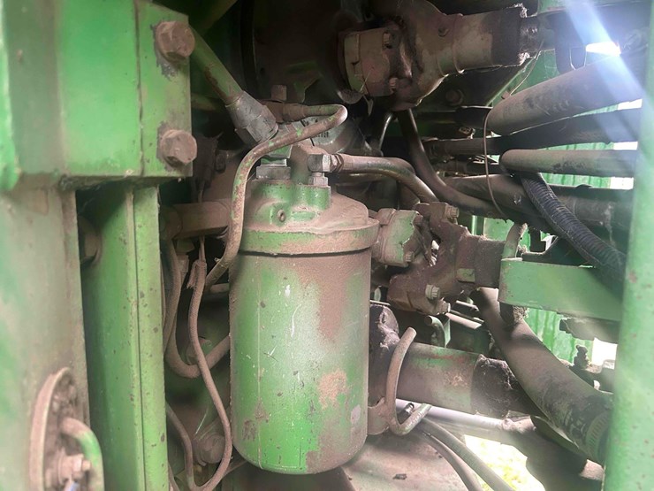 john-deere-8440-image-20