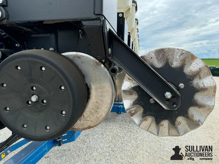 2018-kinze-3600-image-17