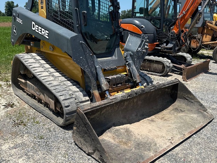 2018-deere-333g-image-3
