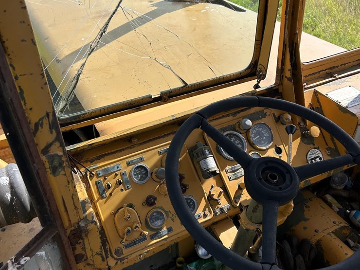cummins-855-image-30