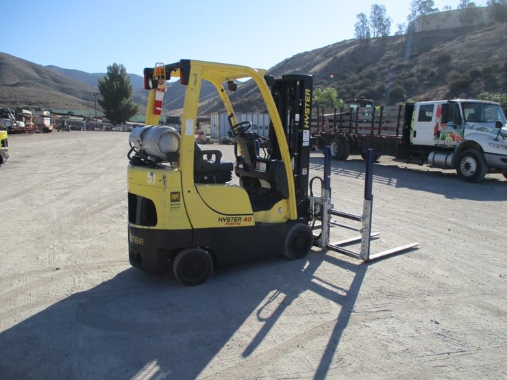 2017-hyster-s40fts-image-3
