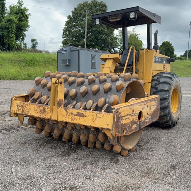 CATERPILLAR CP-563C