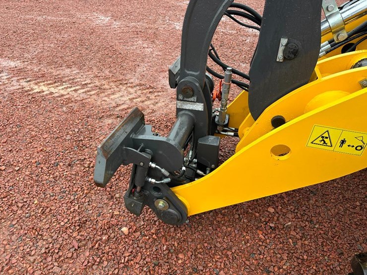 2023-new-holland-w50tc-image-33