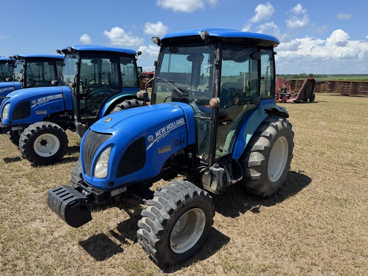 new-holland-boomer-47-image-2