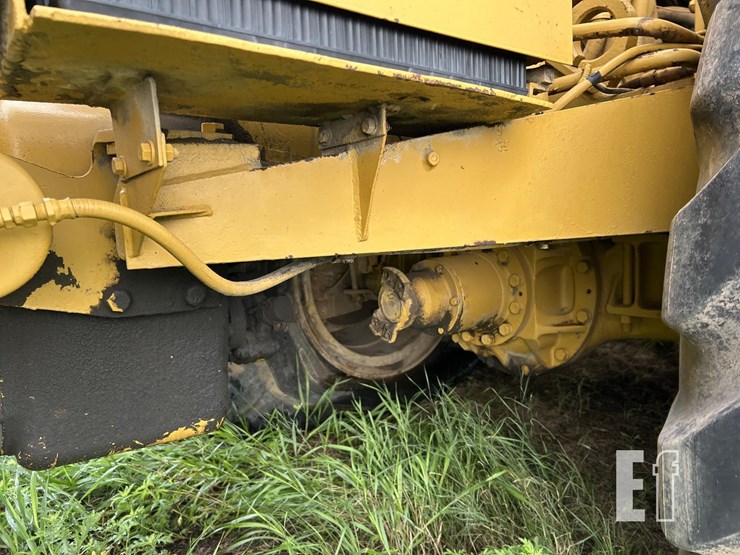 caterpillar-613b-image-26
