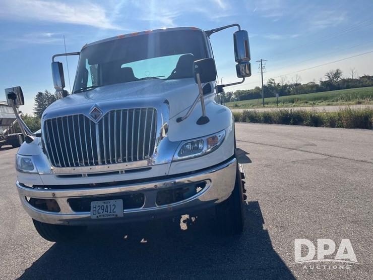 2012-international-durastar-4400-image-19