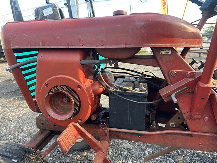 wheel-horse-654-garden-tractor-image-7