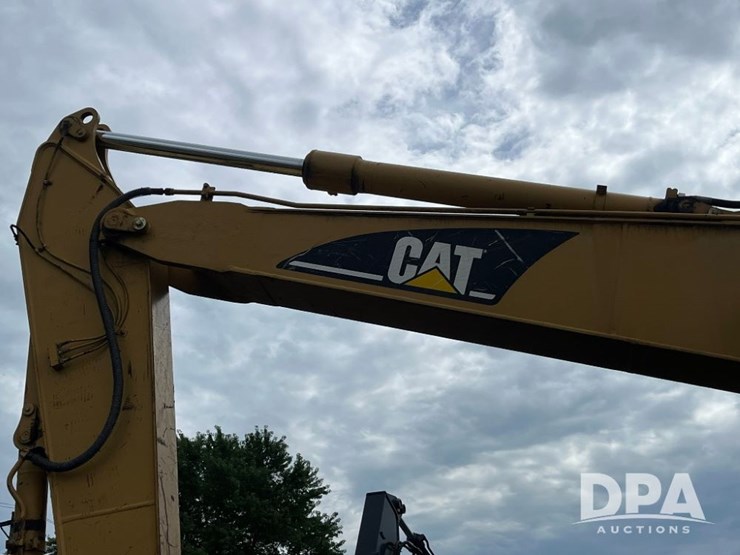 2005-caterpillar-312b-image-16