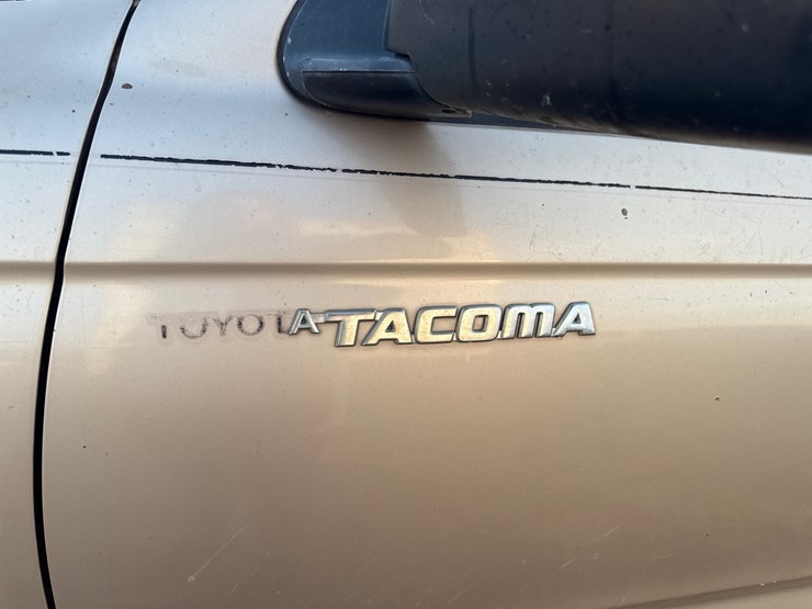1998-toyota-tacoma-image-30