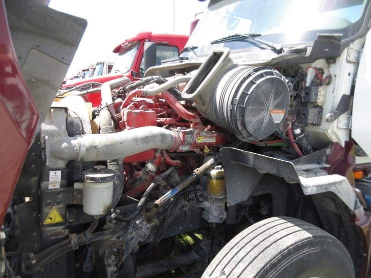 2014-international-prostar-image-18