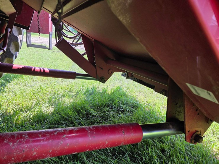 2002-case-ih-2388-image-67