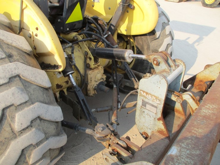 new-holland-545d-image-15