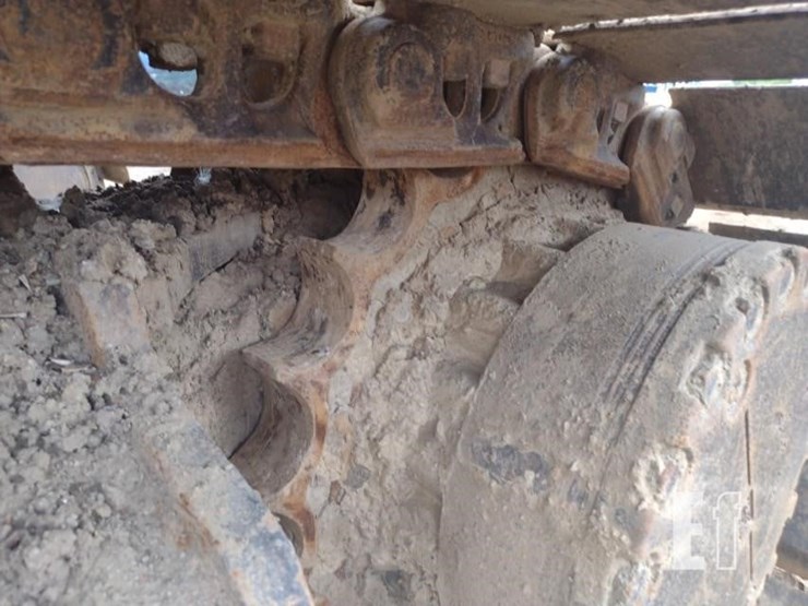 komatsu-pc308-image-24