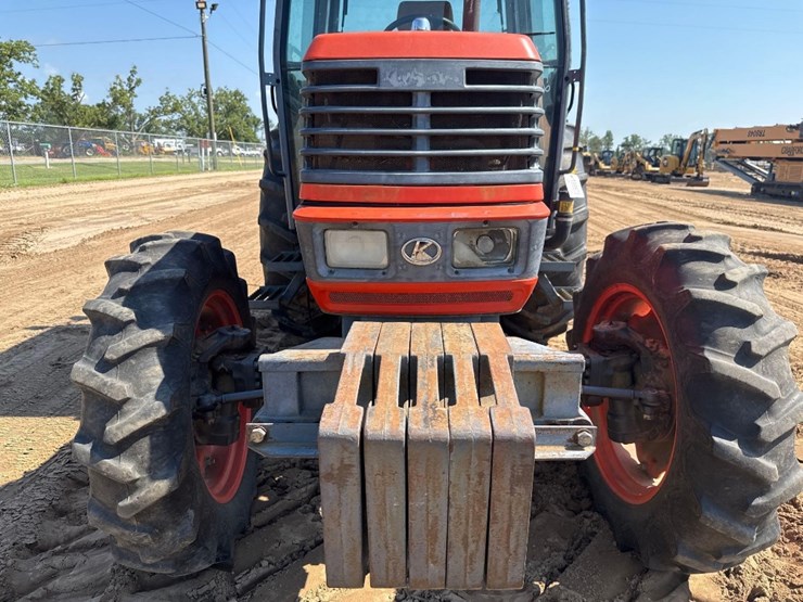 kubota-m6800-image-13
