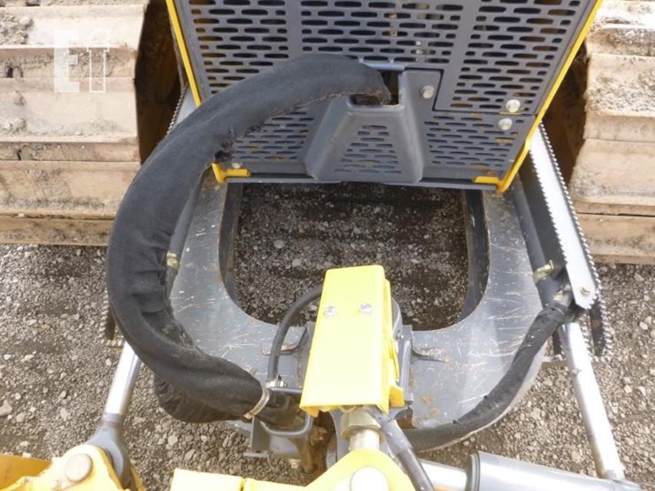 2021-deere-650k-lgp-image-20