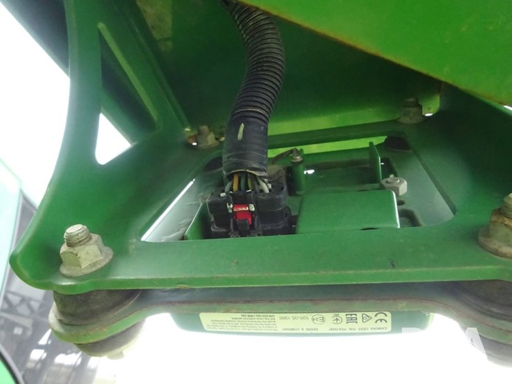 2019-john-deere-r4045-image-54