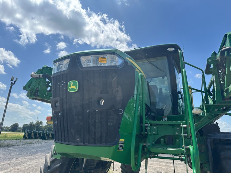2018-john-deere-r4038-image-41