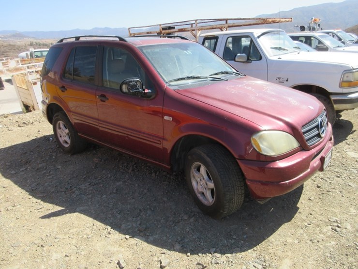 2001-mercedes-benz-ml320-image-4