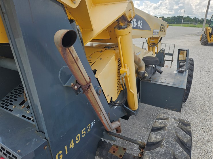 2015-gehl-rs6-42-image-17