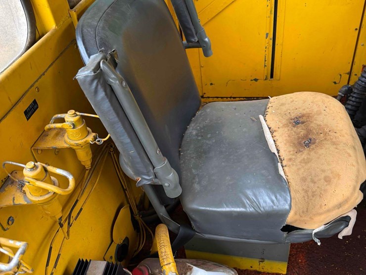fwd-s49v-model-snowblower-truck-image-57