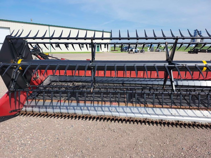 2014-case-ih-3162-image-11