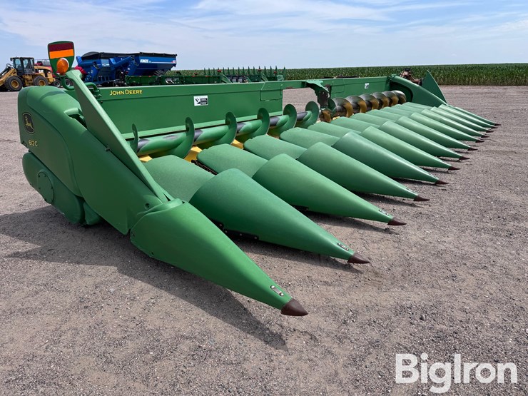2011-john-deere-612c-image-3