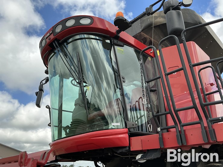 2012-case-ih-8230-image-19