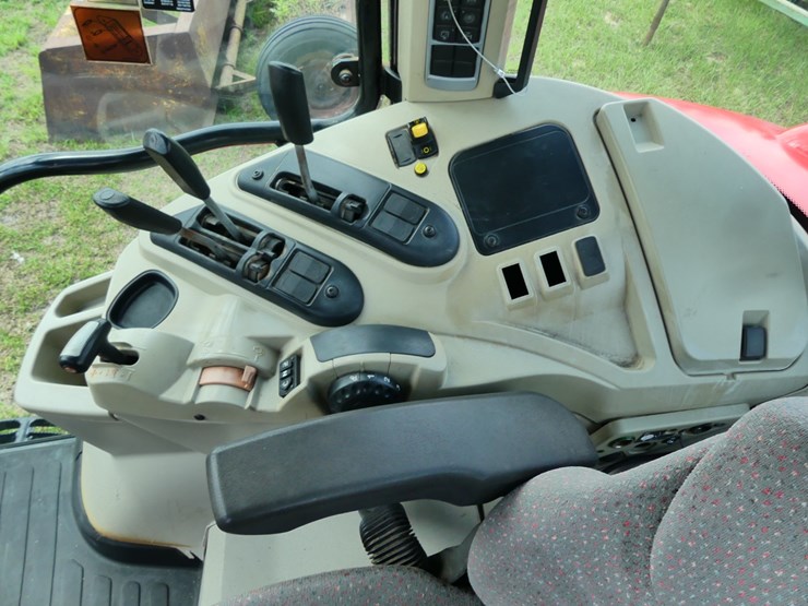 2013-massey-ferguson-5610-image-12